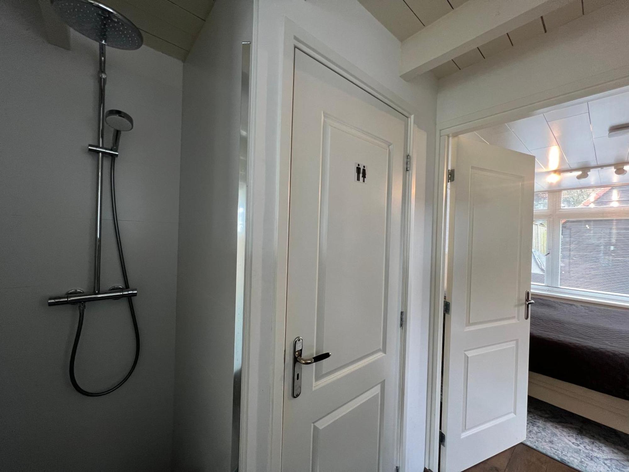Hush Bed & Breakfast Гелмонд Екстер'єр фото